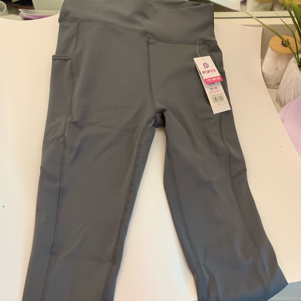 POP Fit Gray Leggings Comfortable Activewear